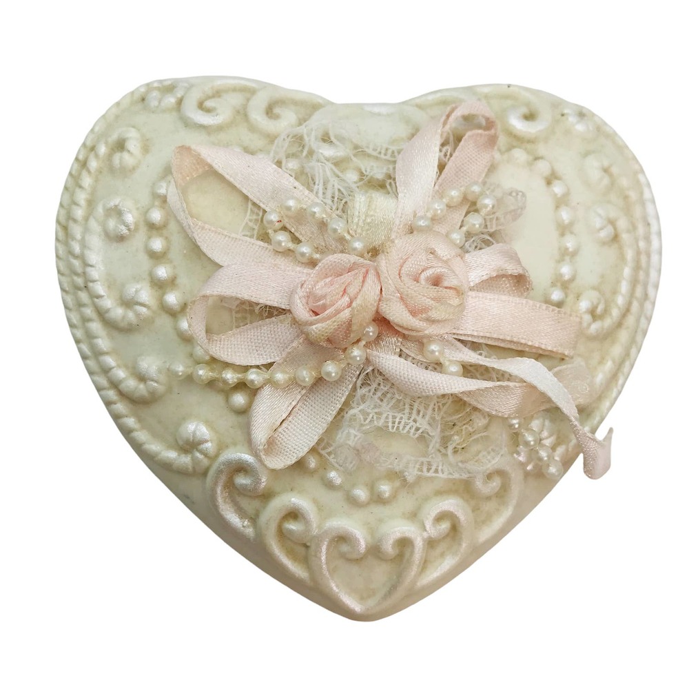 Vintage Ceramic Ornate Heart Shape Trinket Box for Jewelry and Keepsakes  4"x4"